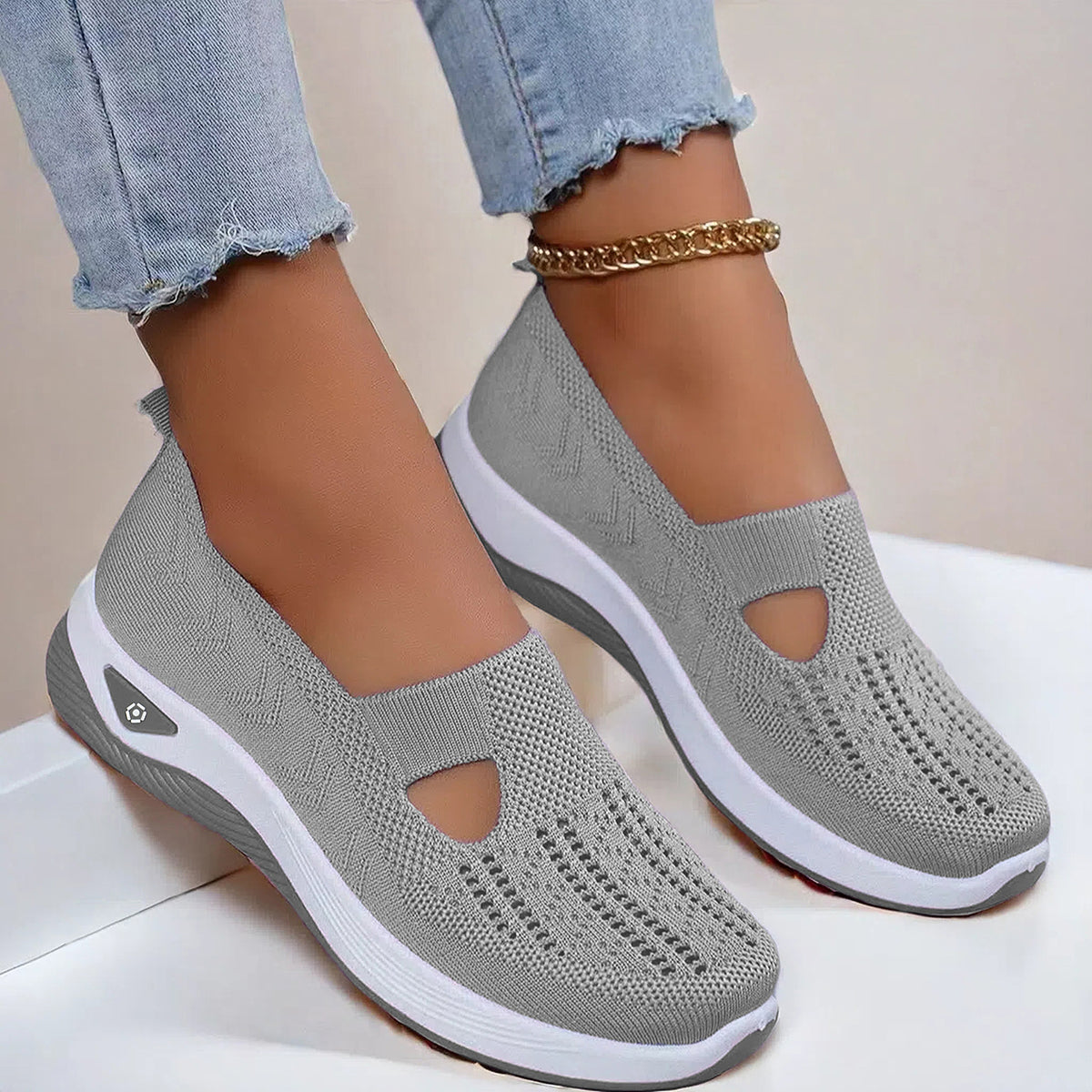 ⭐️Last Day 59% OFF Fall Promotion⭐️Women's Casual Orthopedic Walking Flats for Middle-Aged and Seniors