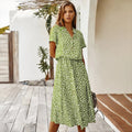  Light green